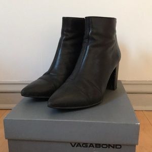 Vagabond Point Toed Heeled Bootie